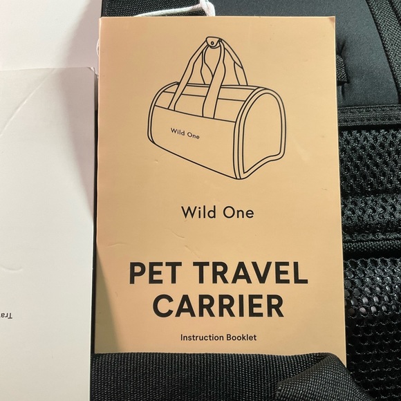 Wild One Pet Carrier with matching Treat Bag NWT (BLK) - Picture 7 of 13